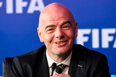 FIFA proposes staging a new mini-World Cup every two years